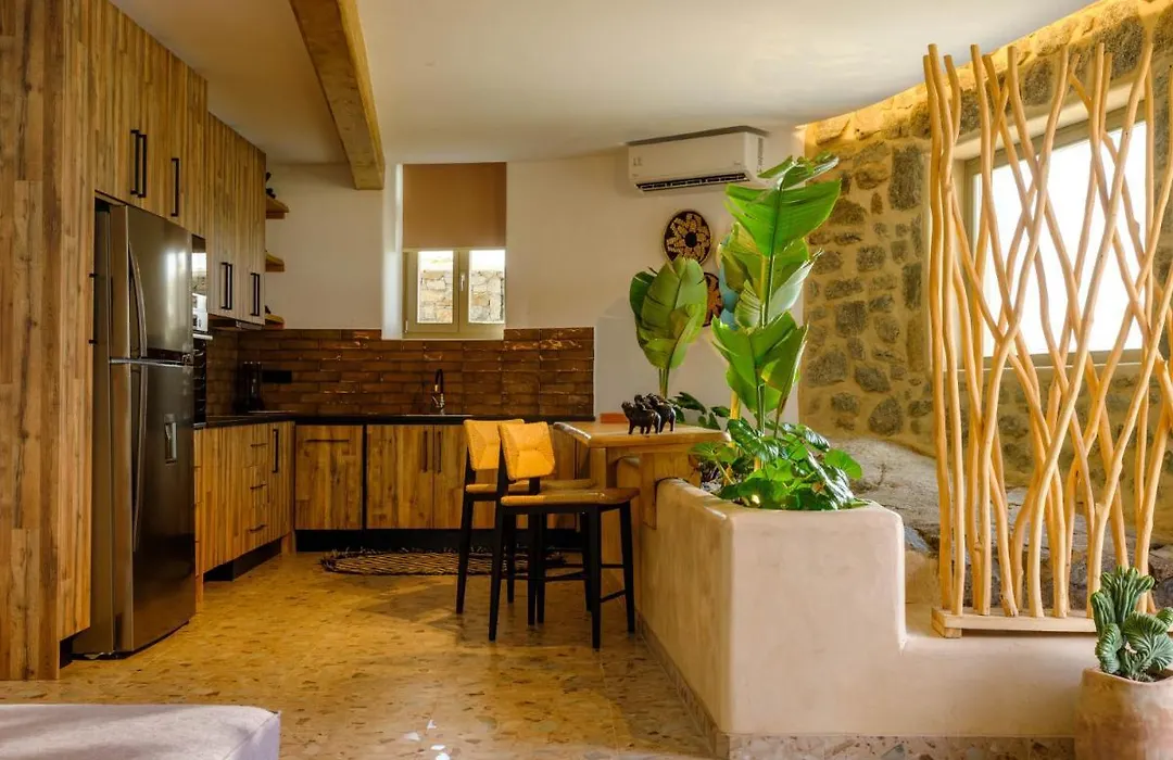Vrachos Suites Mykonos-1